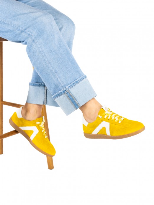 Sapatilhas de Senhora em Camur�a com Pele