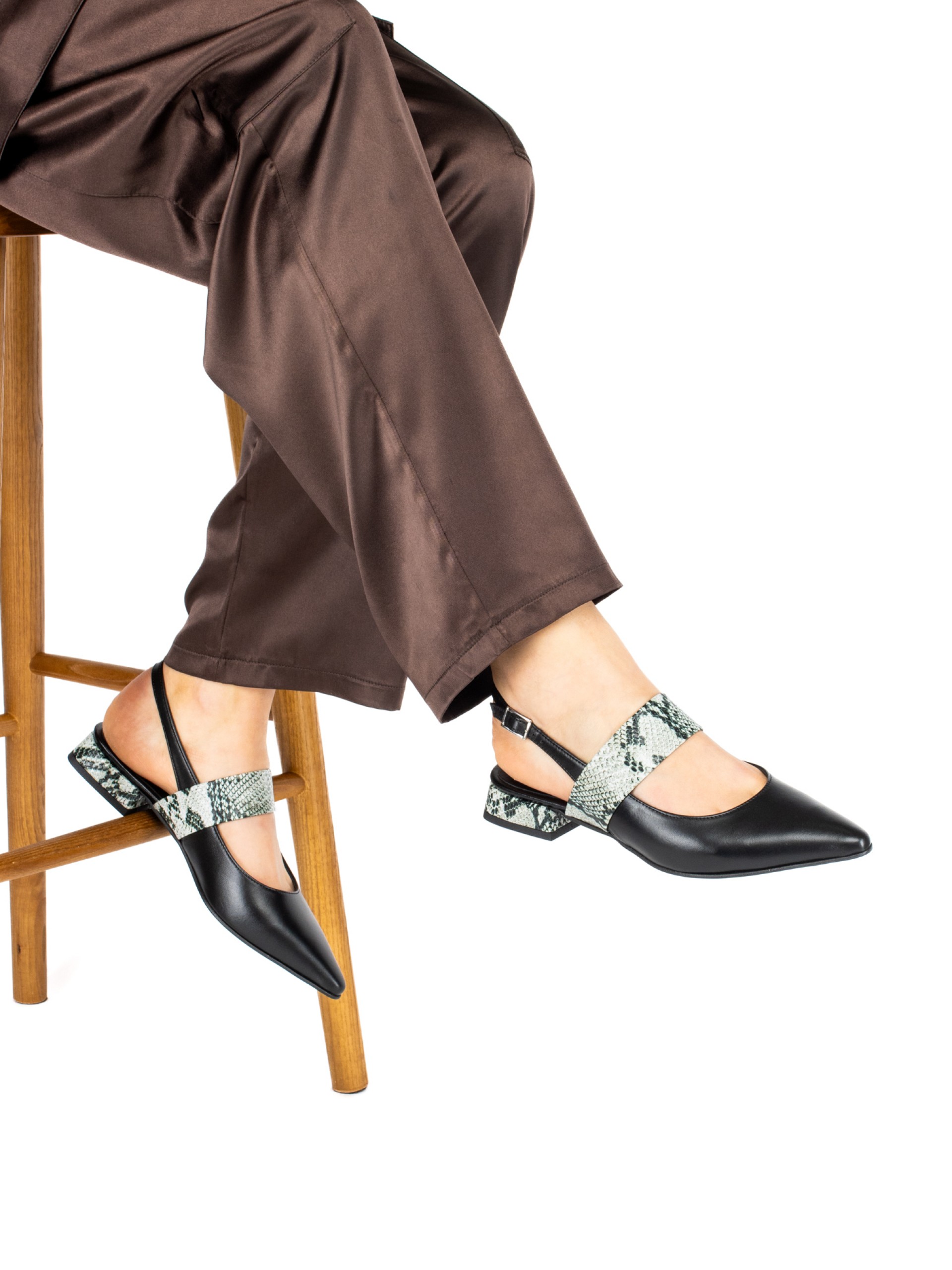 Women’s Shoe with Animal Print Detail