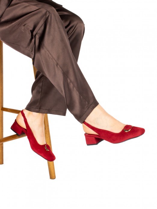 Sapato Slingback de Salto Baixo em Camurça Sapato Slingback de Salto Baixo em Camurça