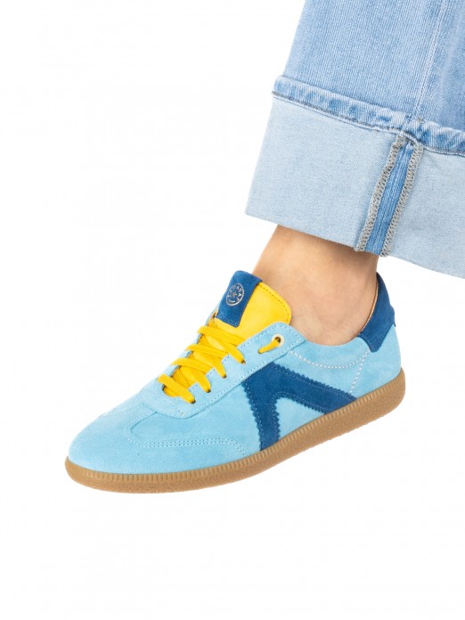 Women’s Suede Sneakers Women’s Suede Sneakers