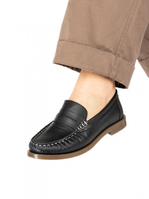 Women’s Leather Loafer Women’s Leather Loafer