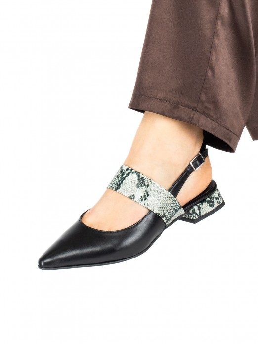Women�s Shoe with Animal Print Detail