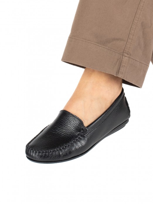Women’s Leather Loafer Women’s Leather Loafer