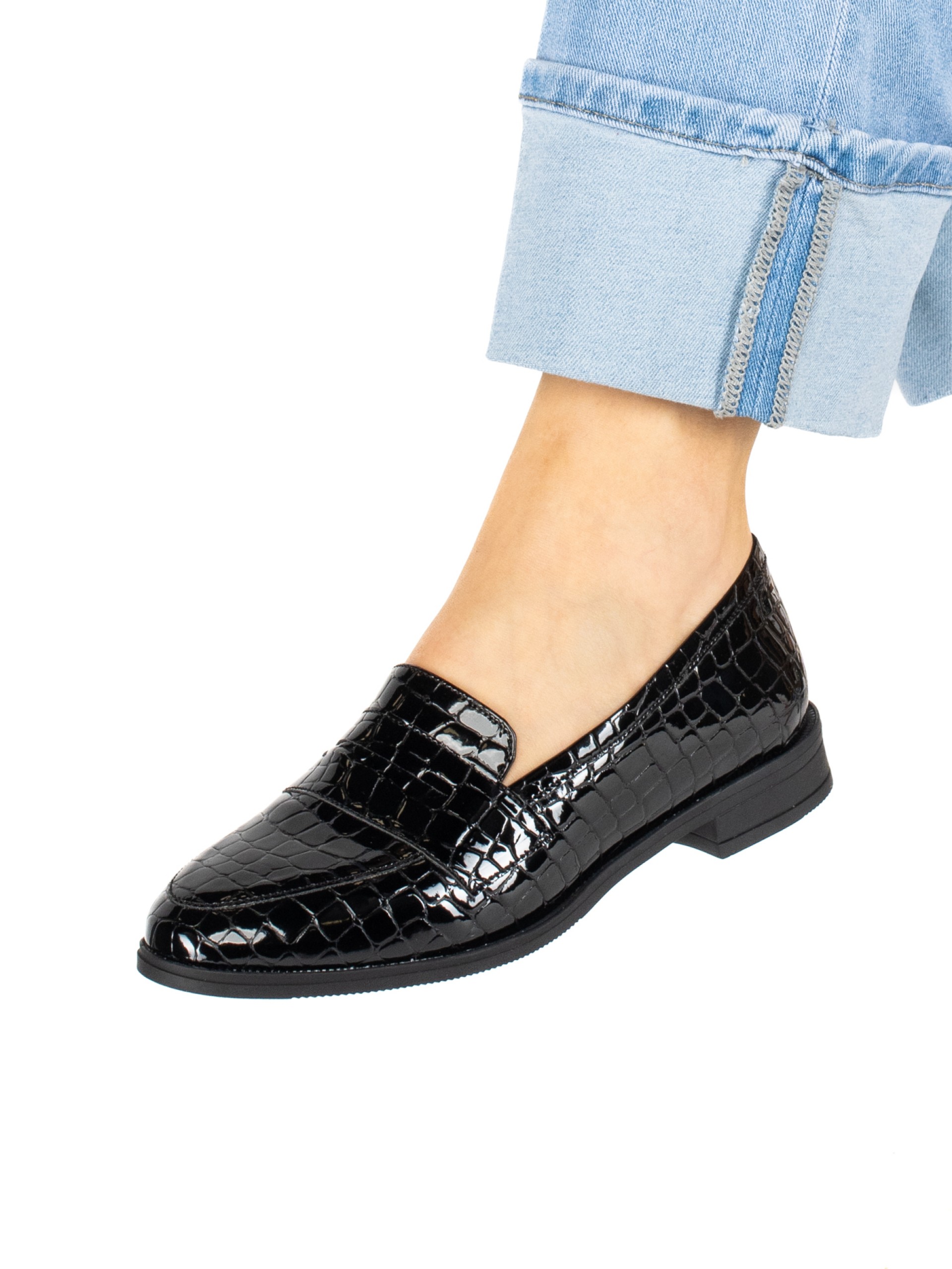 Women’s Croc-Effect Patent Leather Loafer