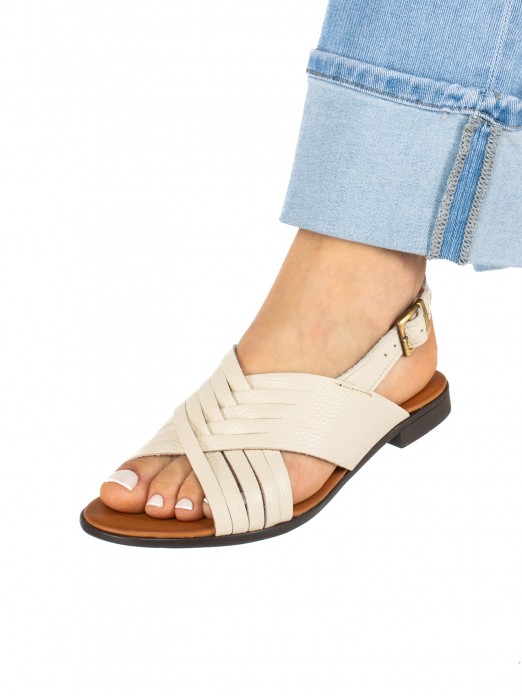 Women�s Flat Leather Sandal with Crossed Straps