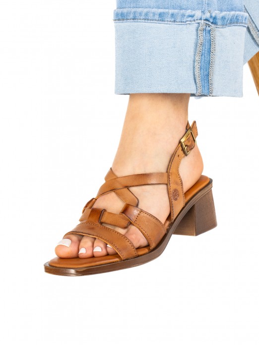 Women’s Leather Sandal with Interwoven Straps Women’s Leather Sandal with Interwoven Straps