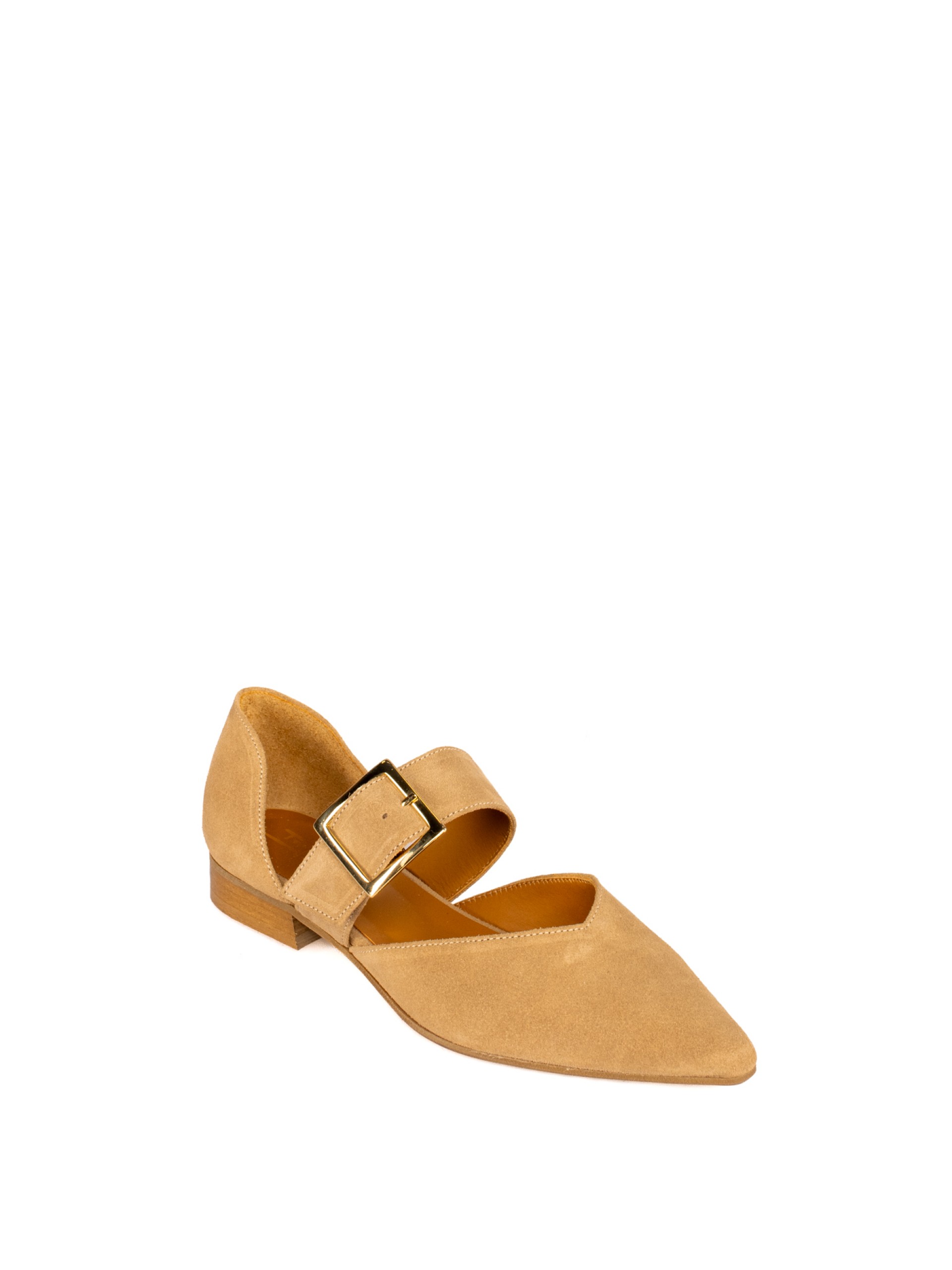 Women’s suede flat shoe with buckle