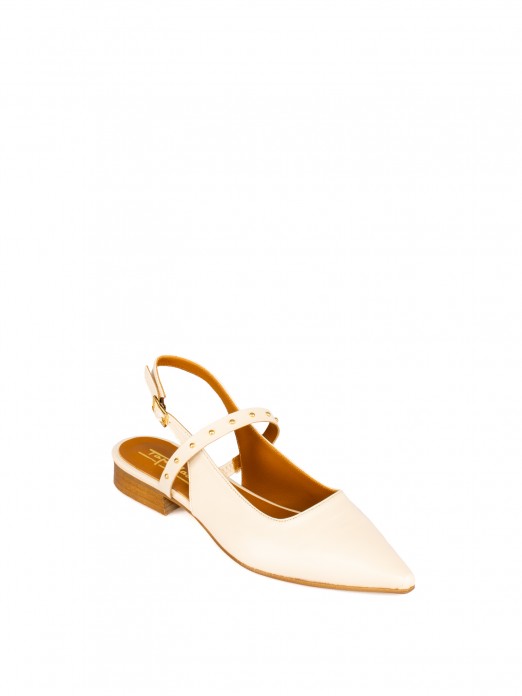 Women’s leather flat shoe with studded strap Women’s leather flat shoe with studded strap