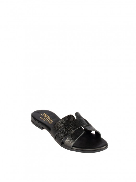 Women�s Black Leather Slide with Crossed Straps