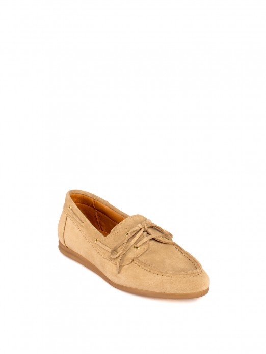 Sapato de Senhora em Camur�a
