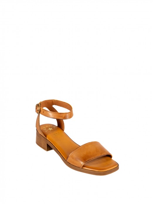 Women’s Leather Sandal with Low Heel Women’s Leather Sandal with Low Heel