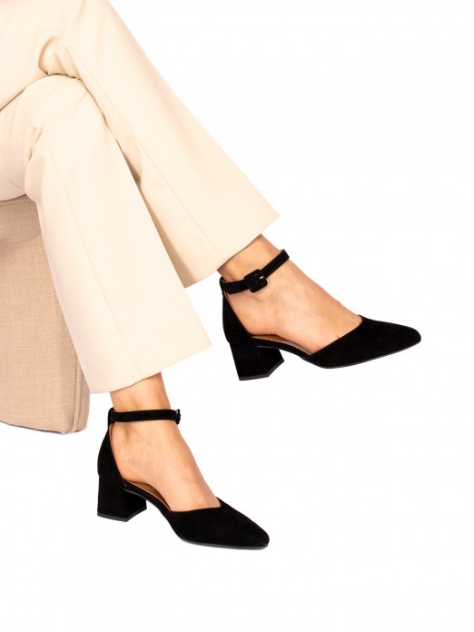 Suede Medium Heel Shoe Suede Medium Heel Shoe