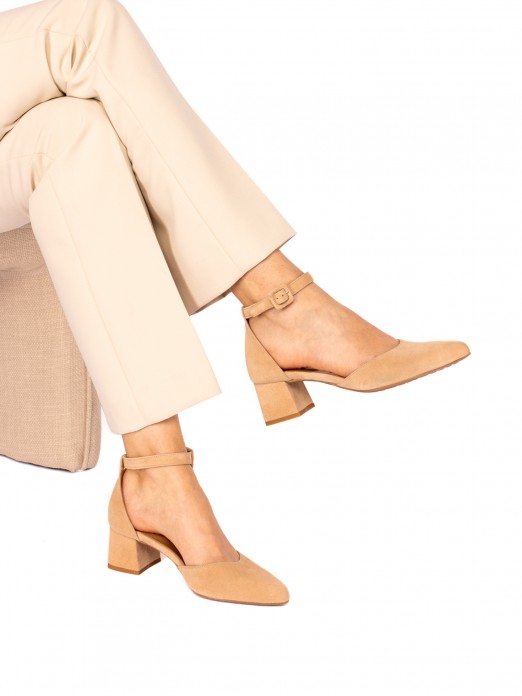 Suede Medium Heel Shoe Suede Medium Heel Shoe