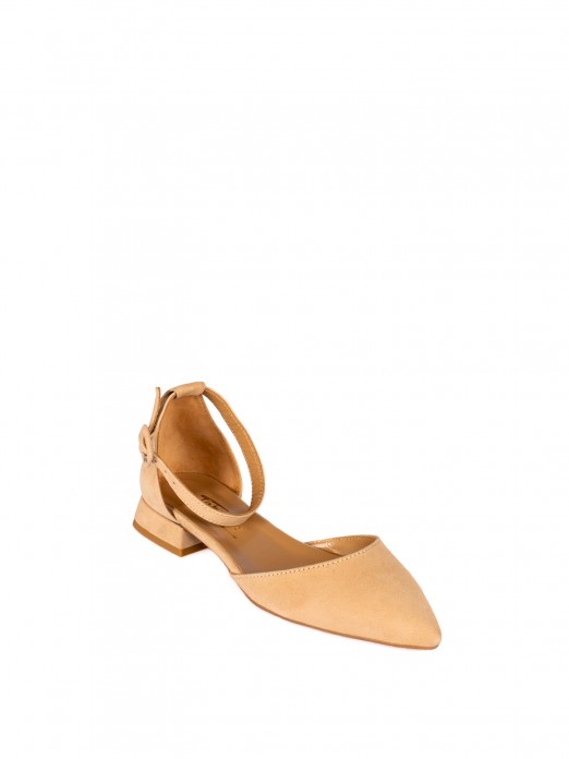 Suede Low Heel Shoe Suede Low Heel Shoe