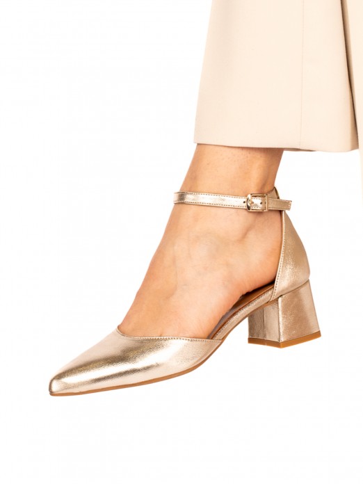 Medium Heel Shoe in Laminated Leather