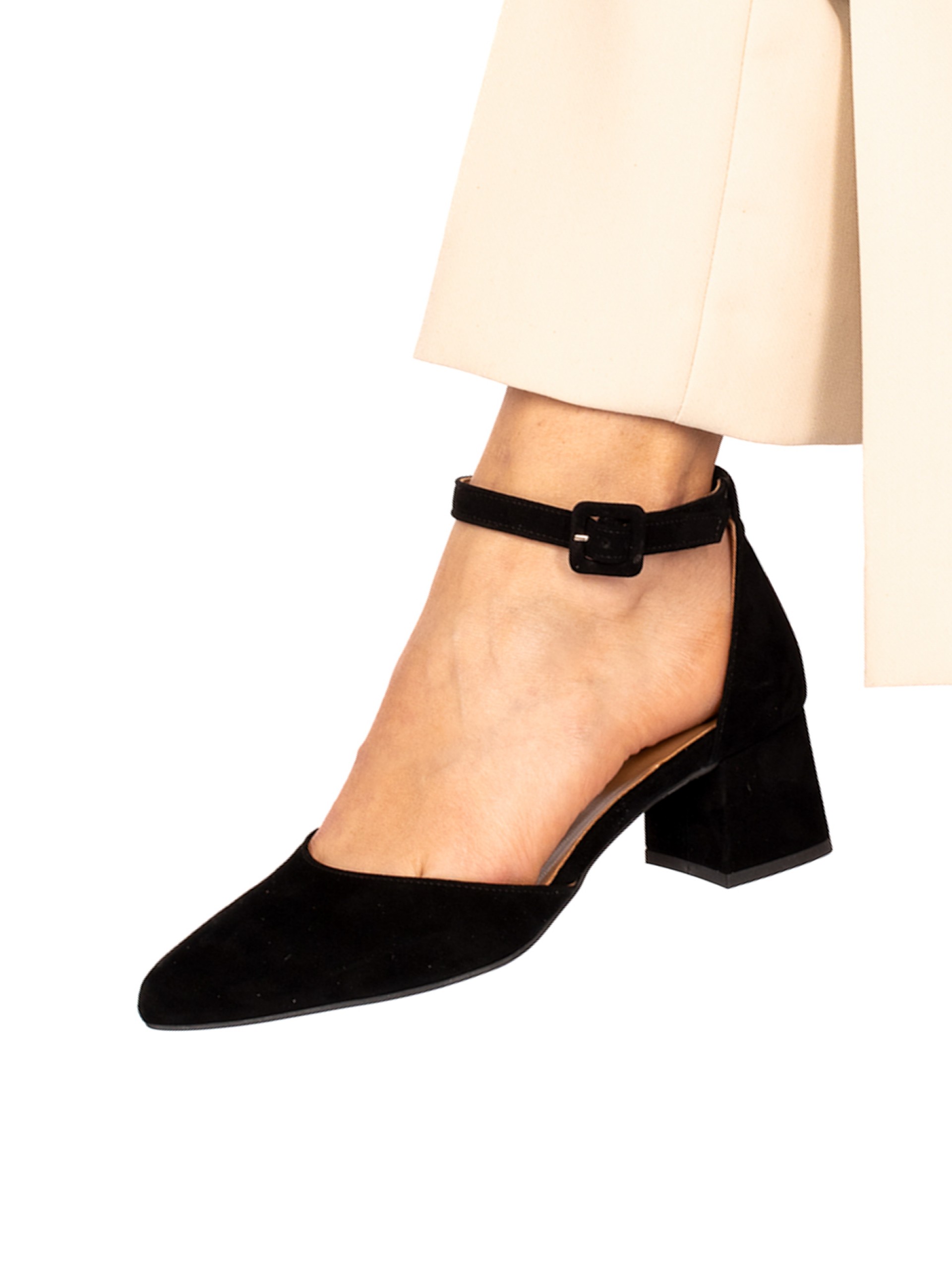 Suede Medium Heel Shoe