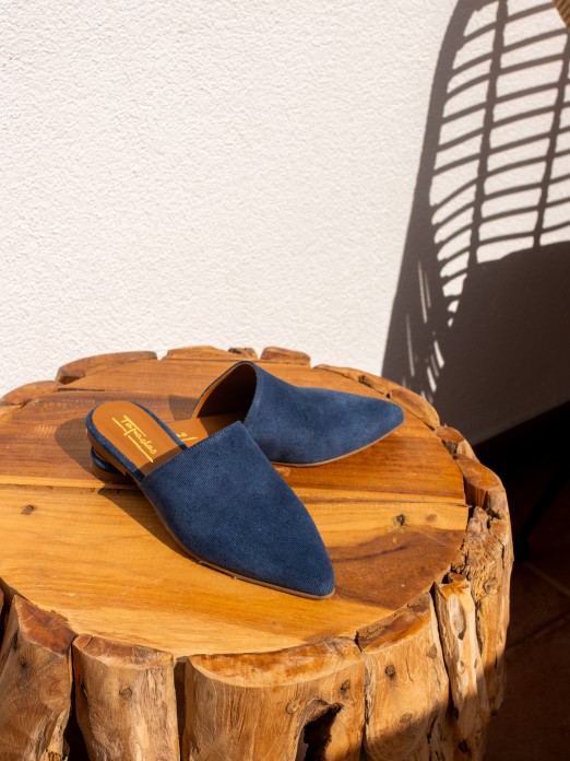 Mule rasa de senhora em camurça jeans Mule rasa de senhora em camurça jeans