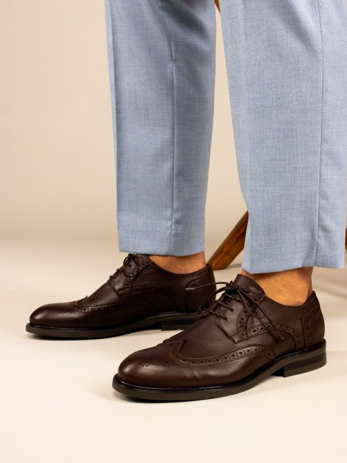 Smooth Leather Shoe, ideal for men who prefer more