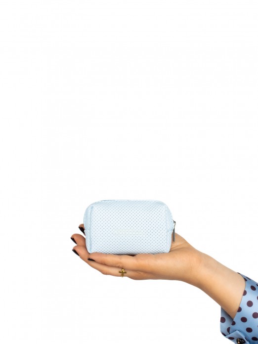 Coin purse in perforated leather Coin purse in perforated leather