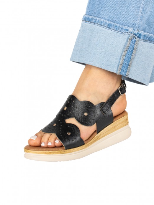 Women�s Bio Leather Slide with Buckles