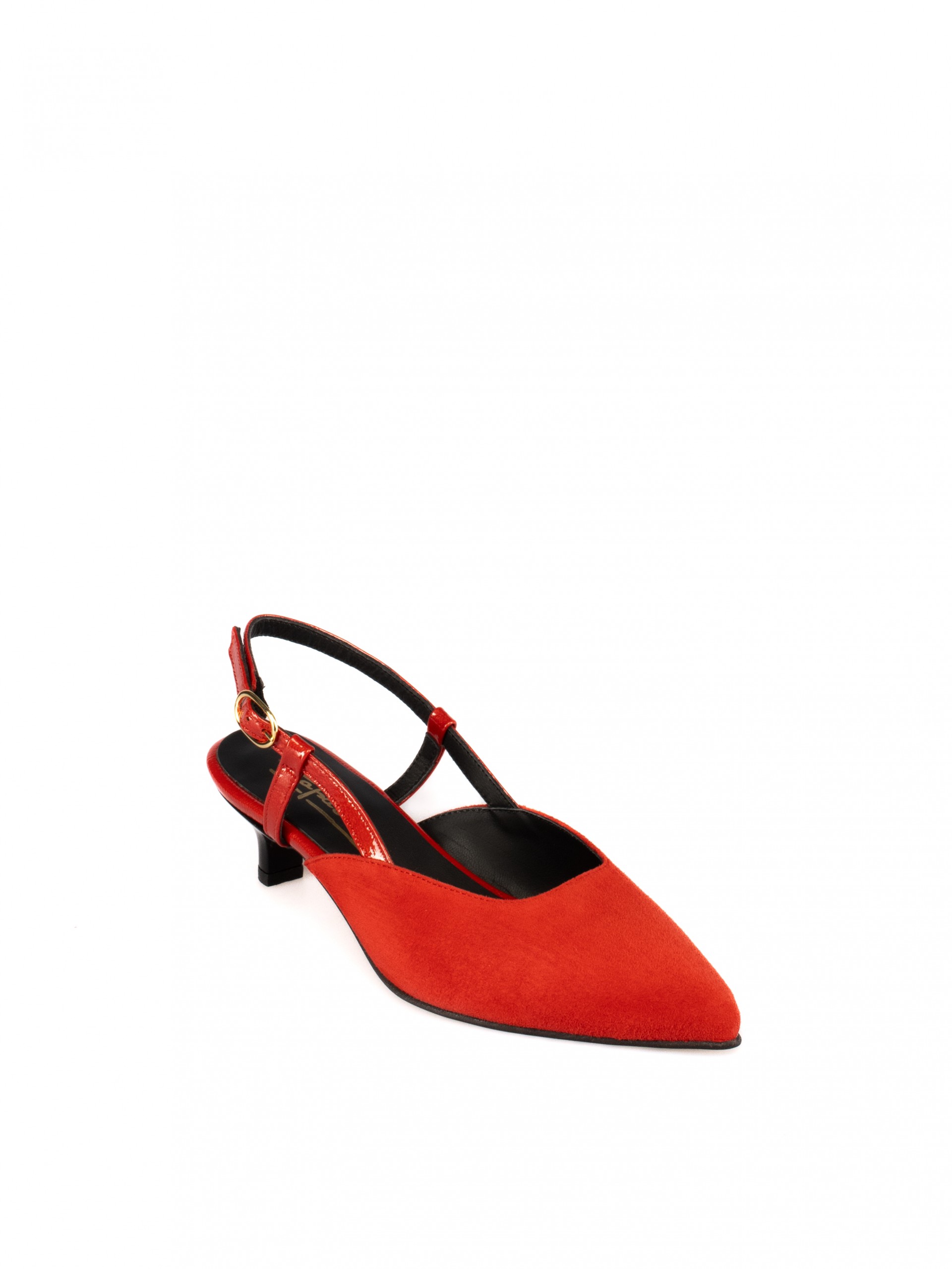 Women’s suede kitten heel shoe