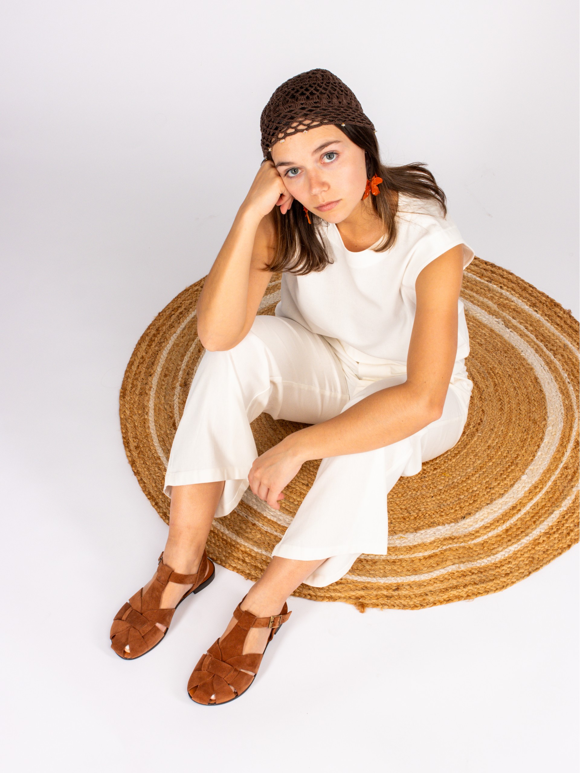 Women’s Flat Suede Sandal with Crossed Straps