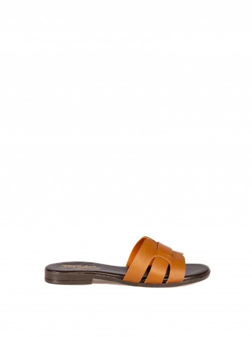 Women�s Black Leather Slide with Crossed Straps