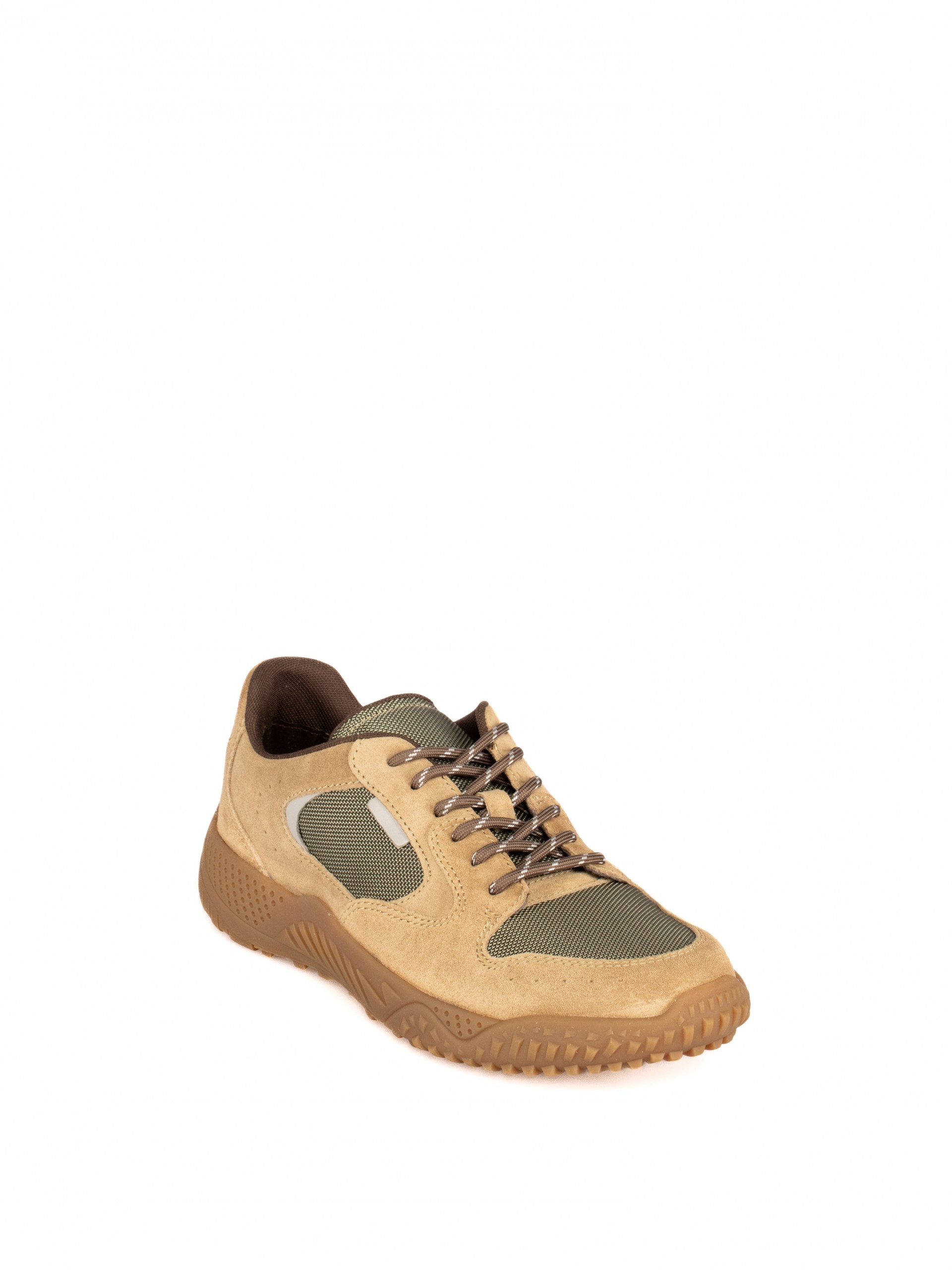 Men’s Casual Suede and Mesh Shoe