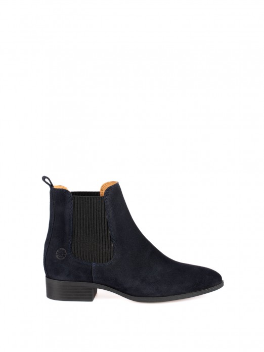 Flat Suede Ankle Boots Flat Suede Ankle Boots