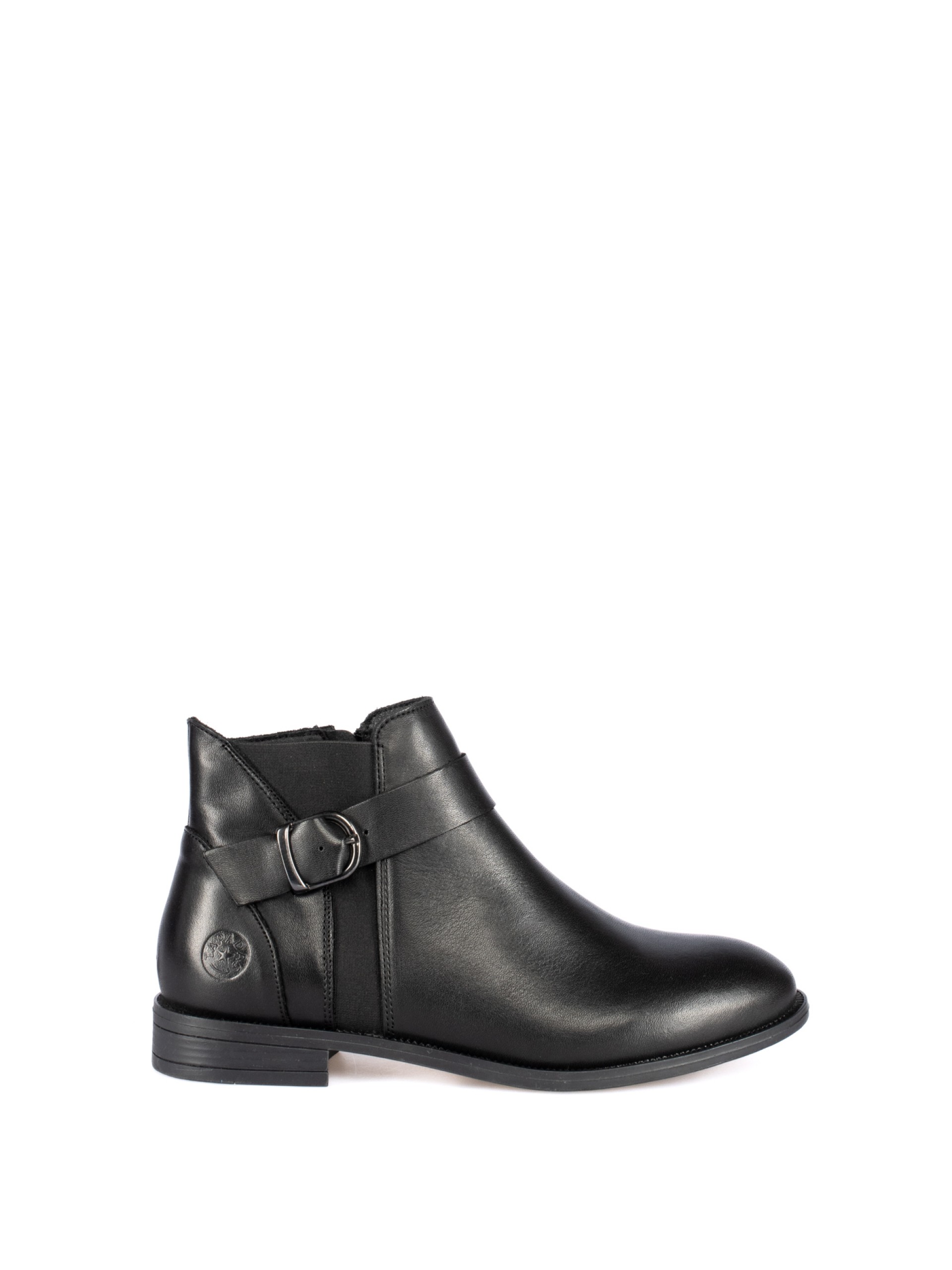 Leather ankle boot with buckle.