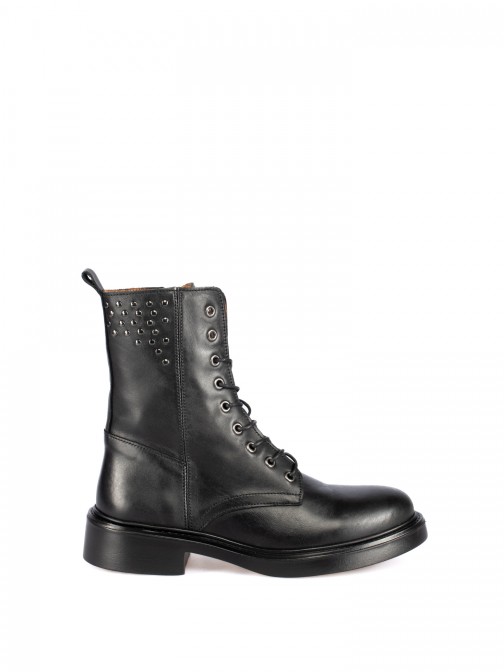 Botim militar com tachas Botim militar com tachas