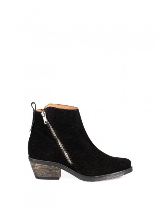 Suede Western Ankle Boots with Side Zip Suede Western Ankle Boots with Side Zip