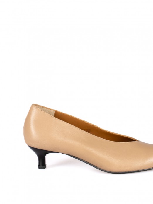 Leather Kitten-Heel Shoes Leather Kitten-Heel Shoes