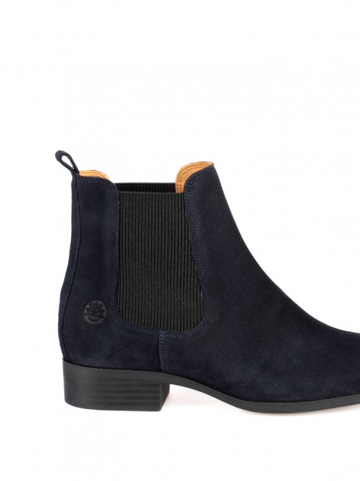 Flat Suede Ankle Boots Flat Suede Ankle Boots