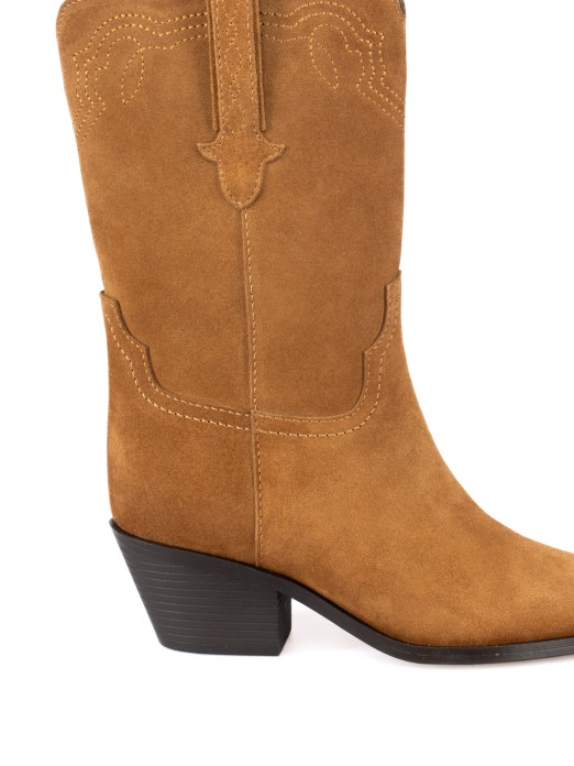 Suede cowboy boots Suede cowboy boots