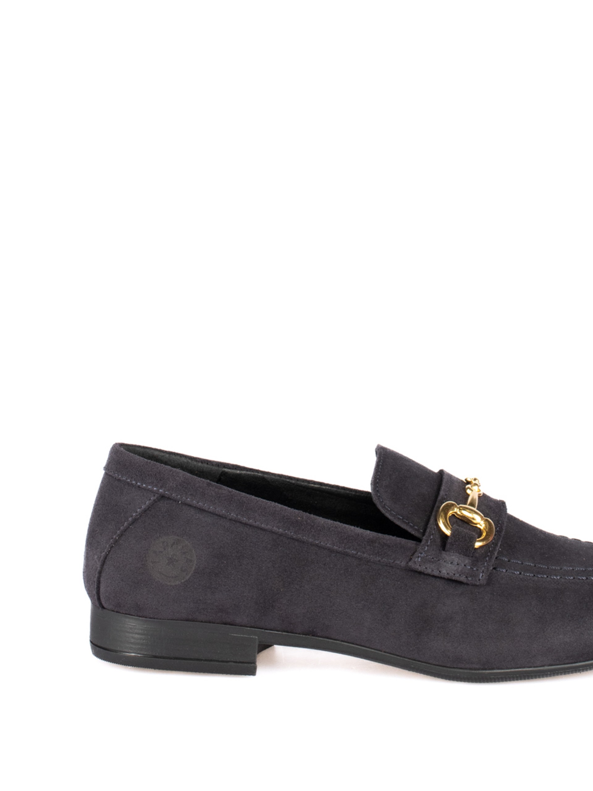 Mocassim em Camurça com Detalhe Dourado