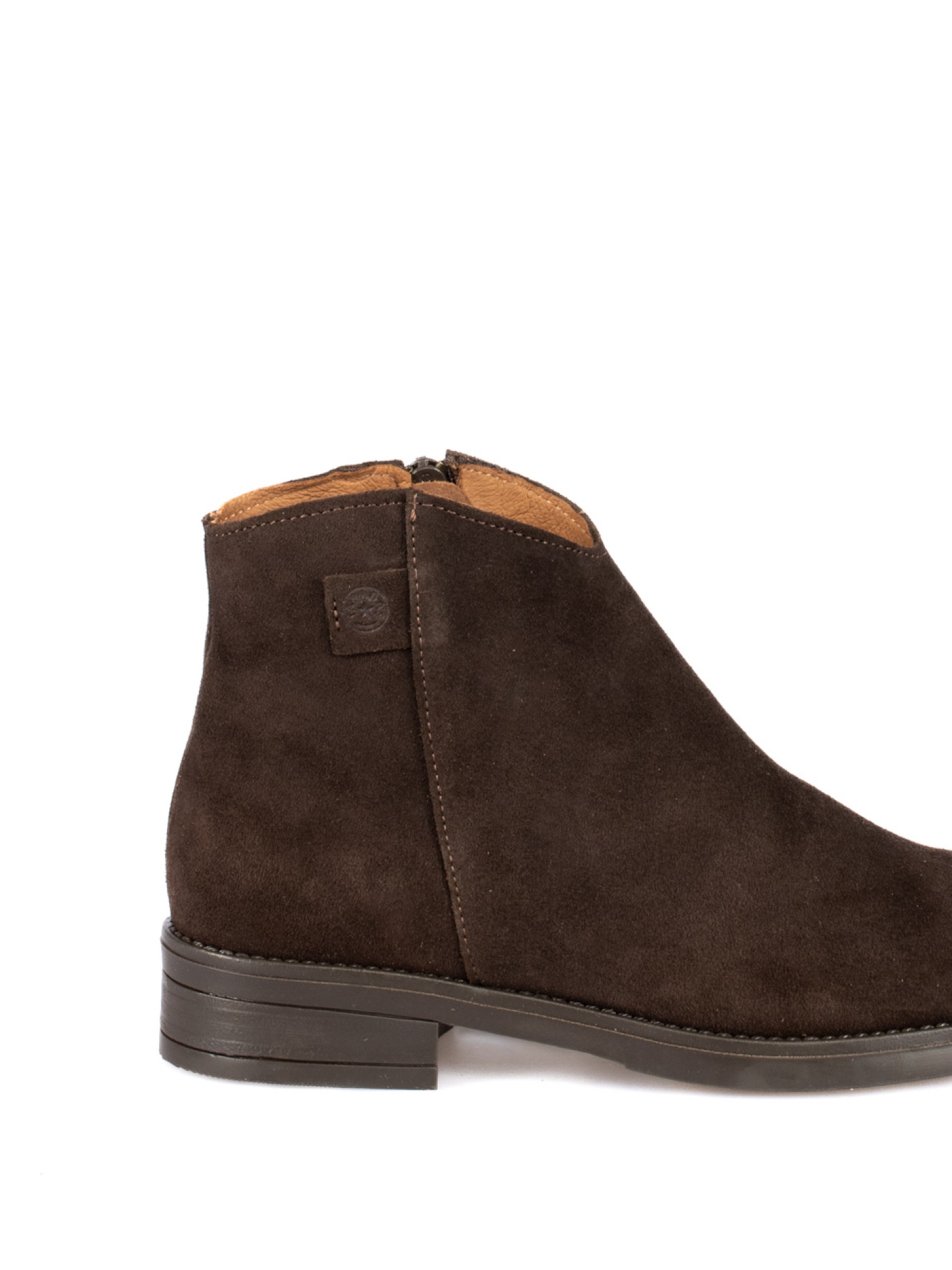 Flat suede ankle boot