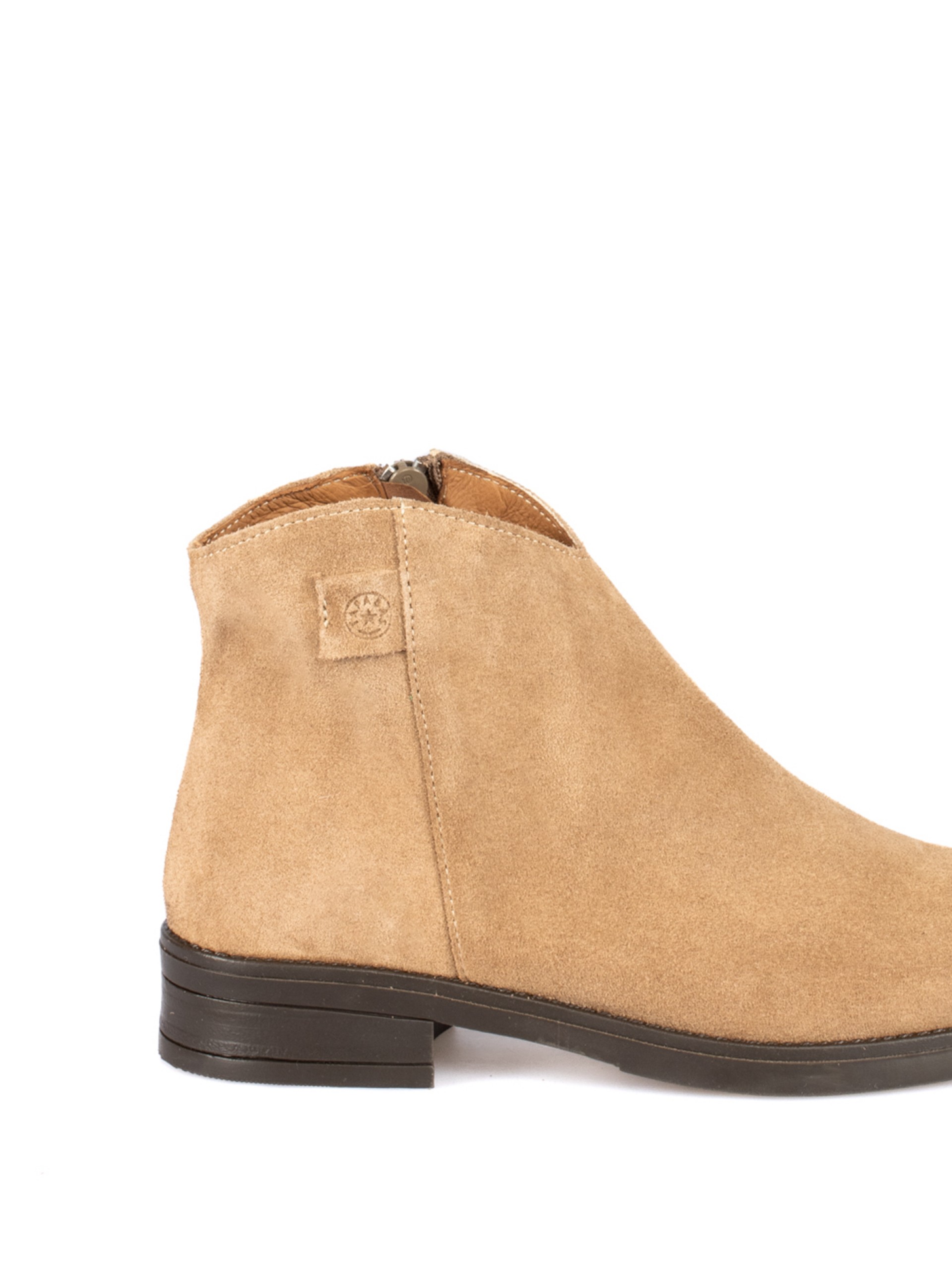 Flat suede ankle boot