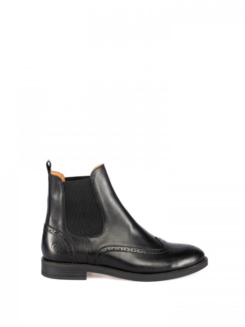 Leather Ankle Boots with Brogue Detailing Leather Ankle Boots with Brogue Detailing