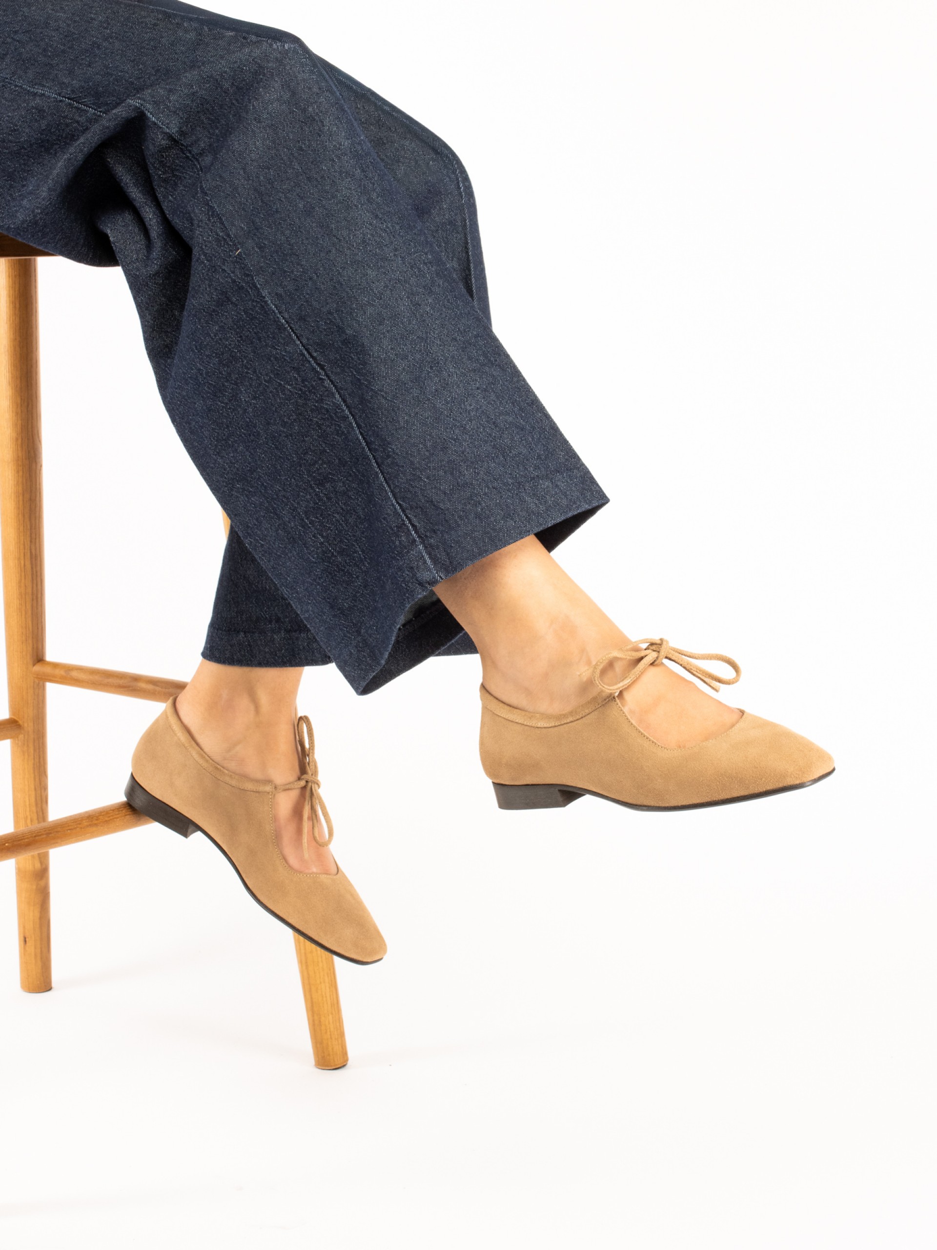 Suede Lace-Up Shoes