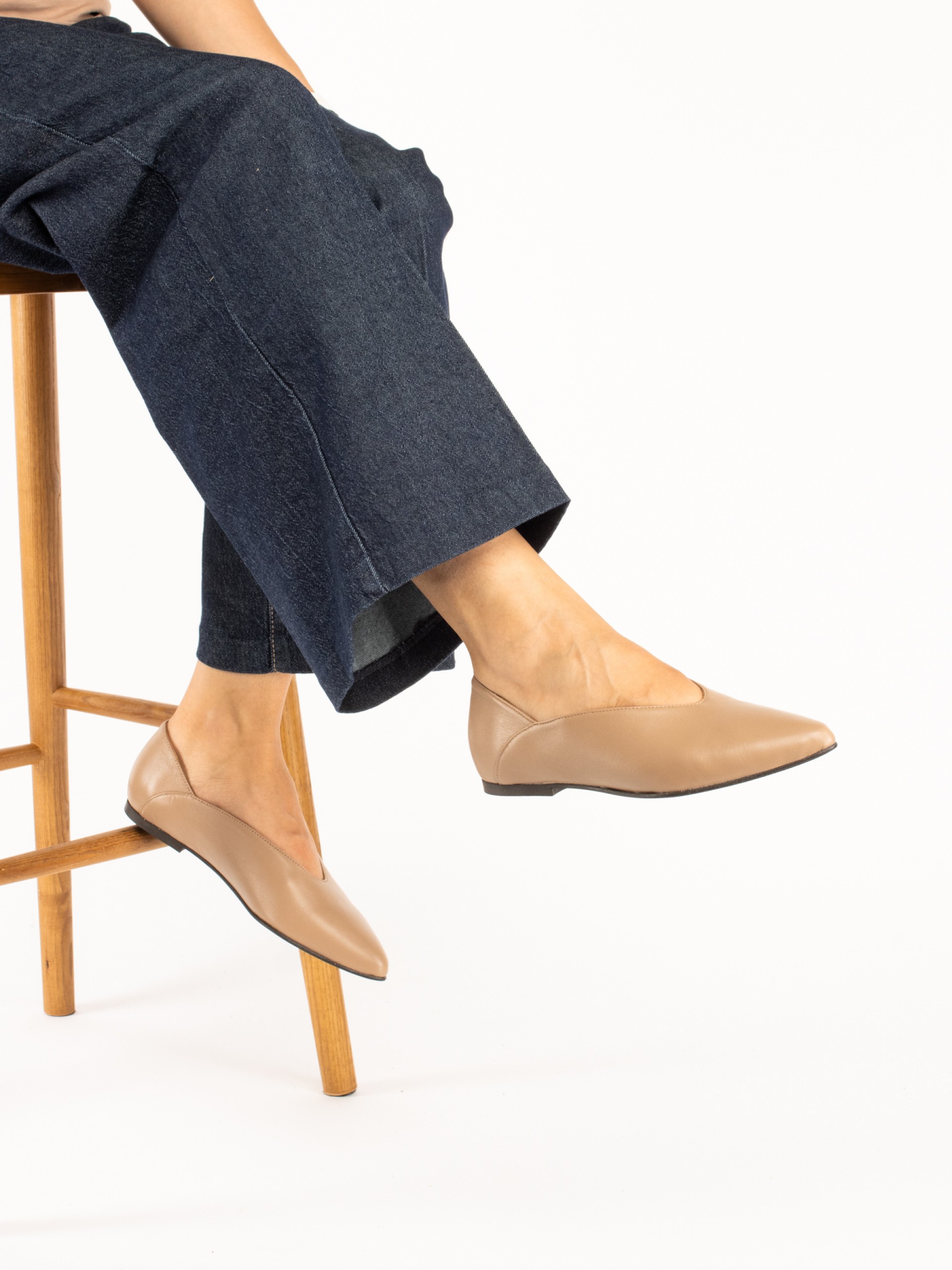 Leather Sabrina-Style Shoes