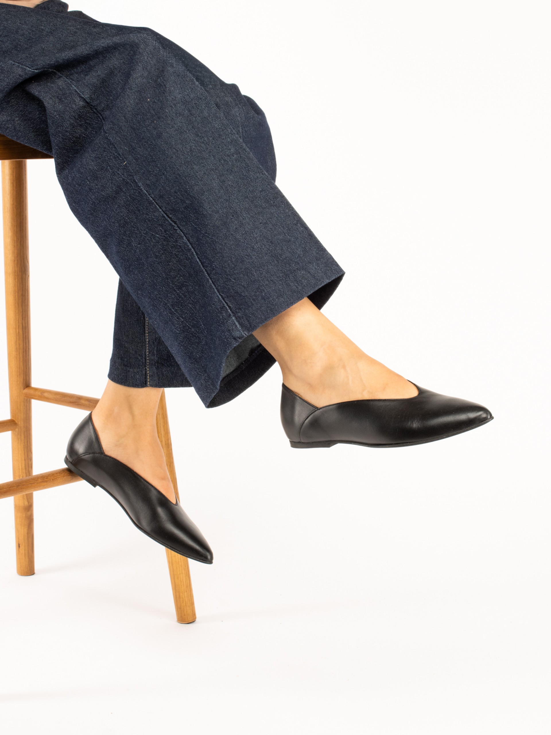 Leather Sabrina-Style Shoes