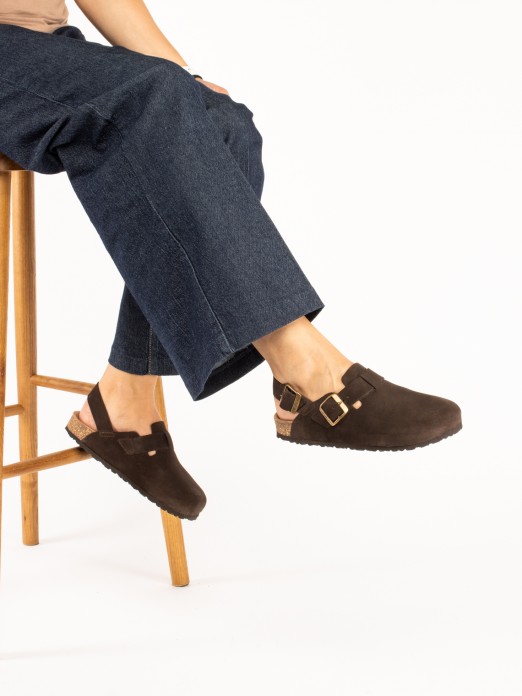 Bio suede clog with heel strap Bio suede clog with heel strap