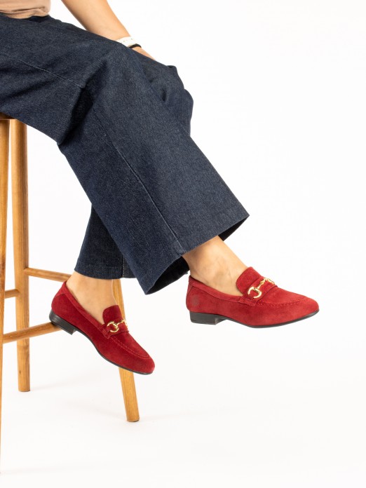 Mocassim em Camurça com Detalhe Dourado Mocassim em Camurça com Detalhe Dourado