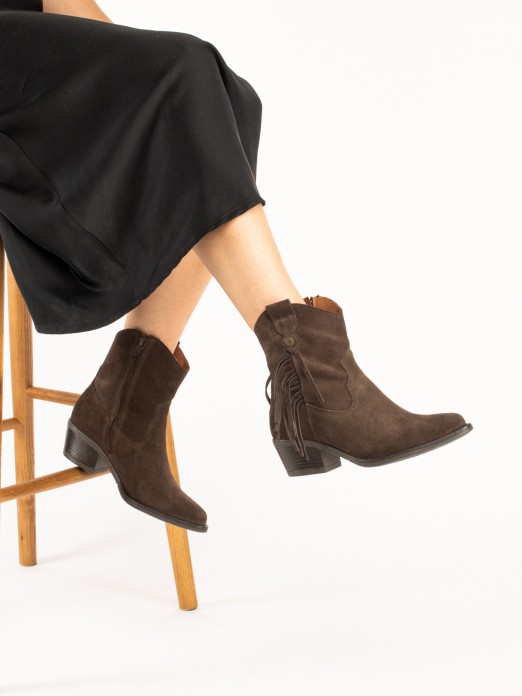 Botim Western em Camur�a com Franjas