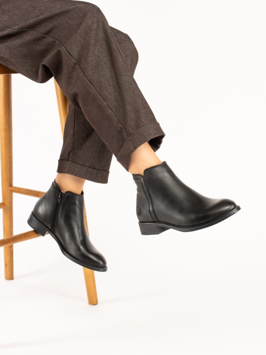 Flat Leather Boot Flat Leather Boot