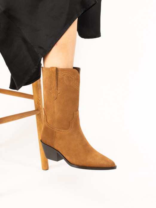 Suede cowboy boots Suede cowboy boots