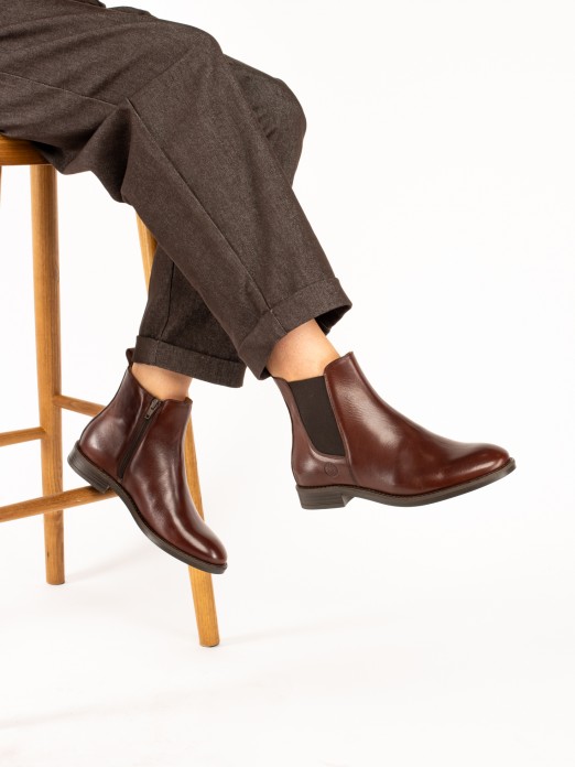 Leather Ankle Boots with Side Elastic Leather Ankle Boots with Side Elastic