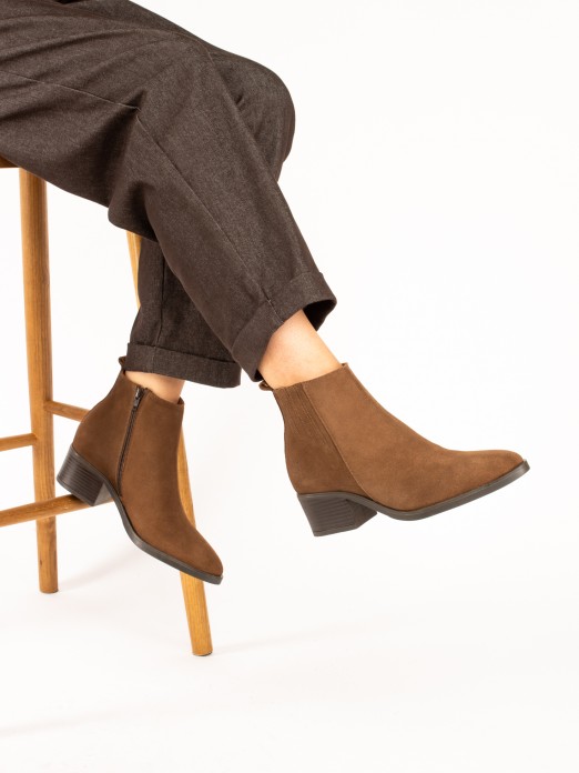 Suede Boot with Heel Suede Boot with Heel