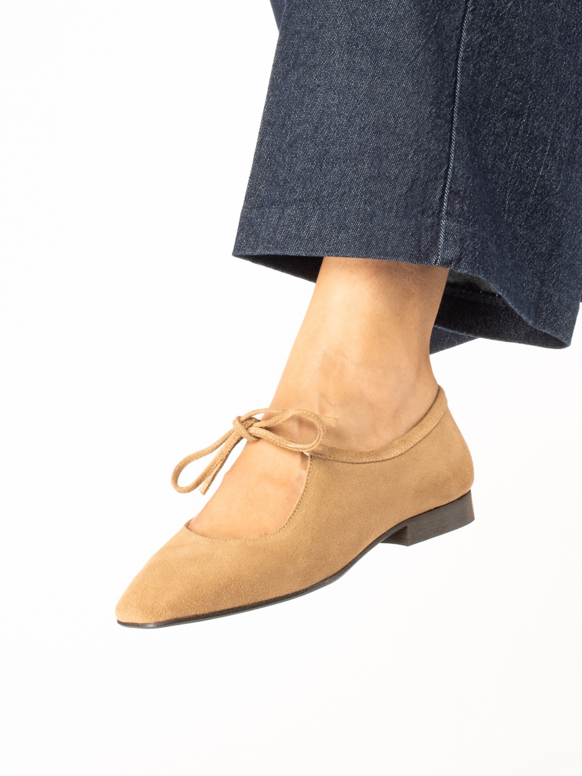 Suede Lace-Up Shoes